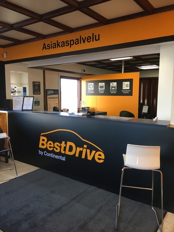 Kuva autohuoltoliikkeestä BestDrive Hämeenlinna (ent. Rengasmarket Tiiriö) Hämeenlinna
